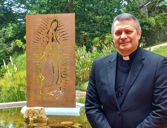 Mons Lucio Ruiz: el sínodo digital abre caminos y despierta la mente para entender que el espíritu obra