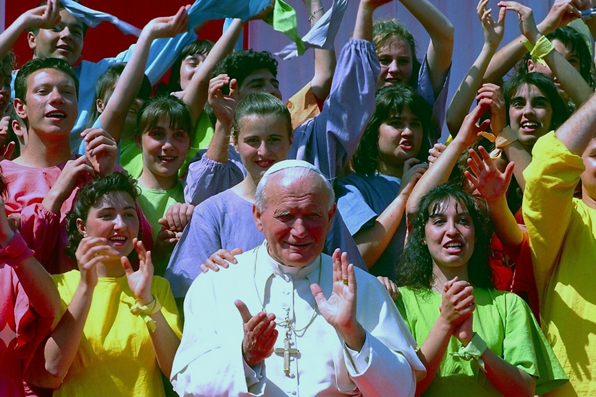 San Juan Pablo II patrimonio visual del Papa que hizo historia